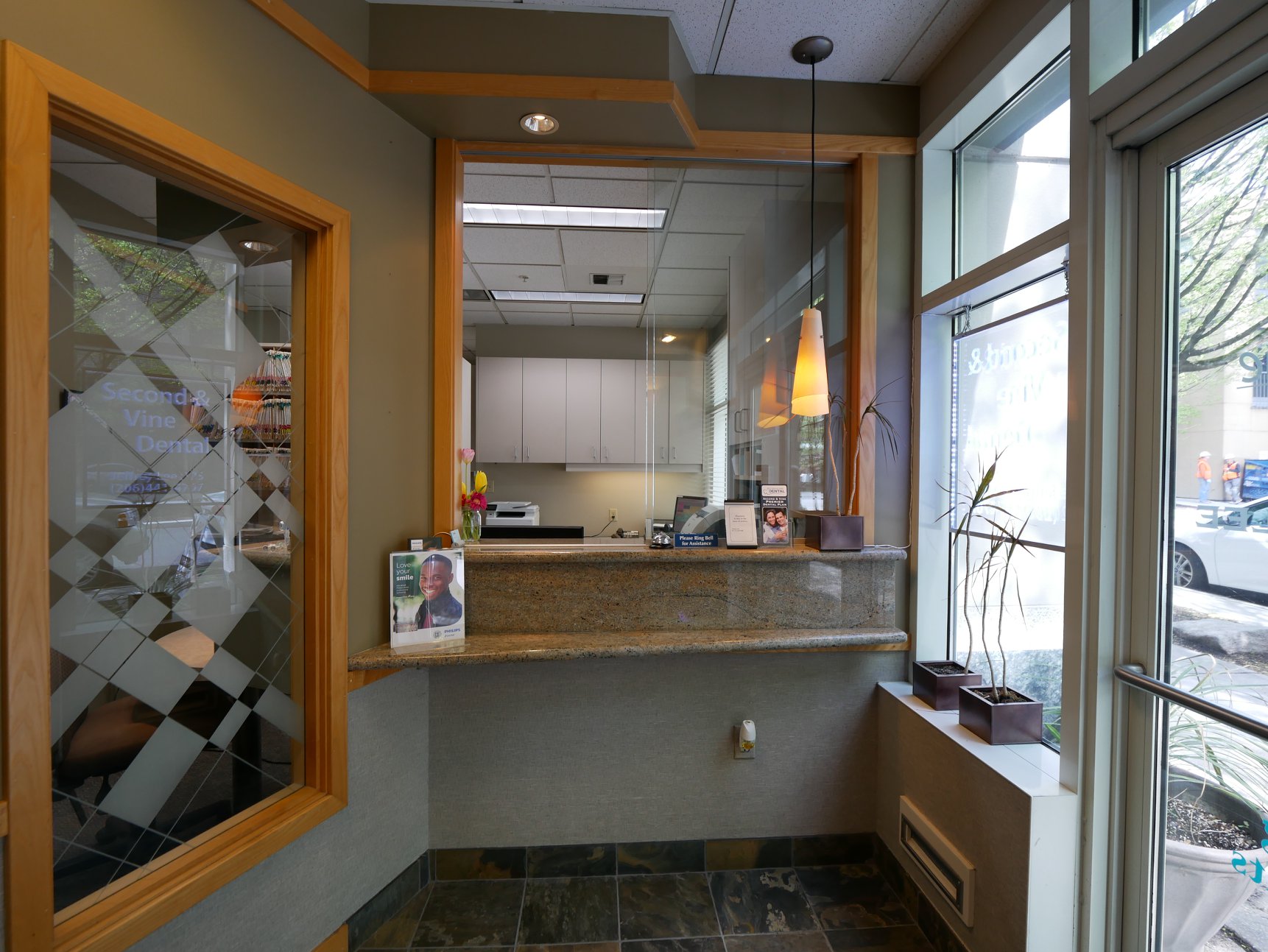 Second and Vine Dental