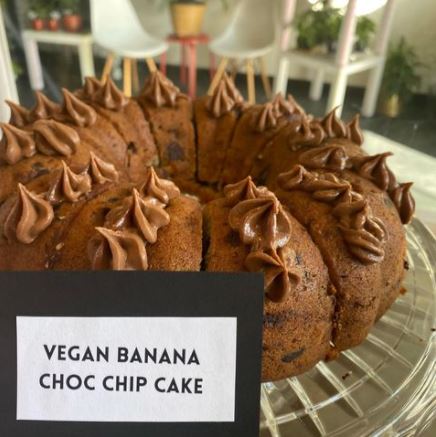 Cakes + Trees