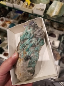 Earthlight Rocks and Gems