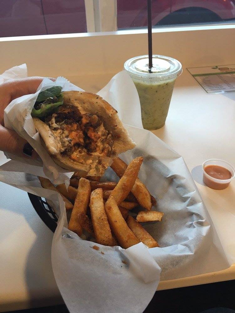 Organic Juice Bar & Gyro's