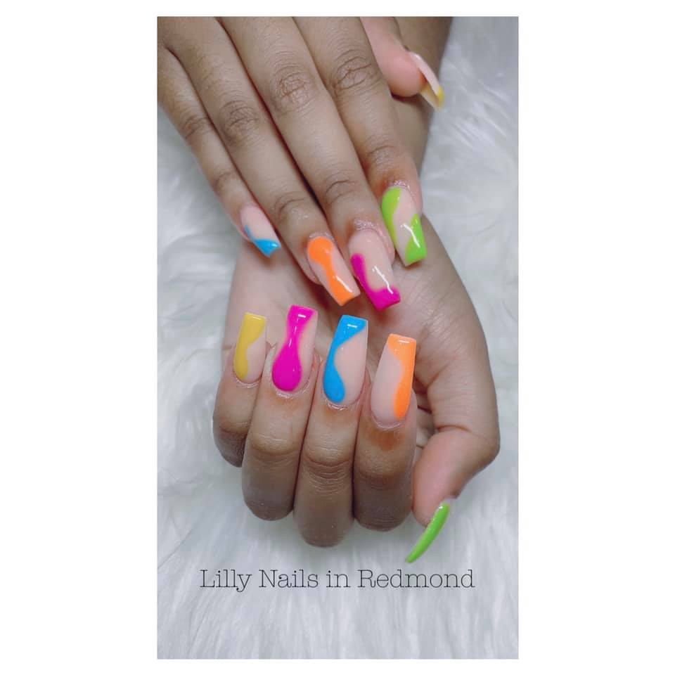 Lilly Nails