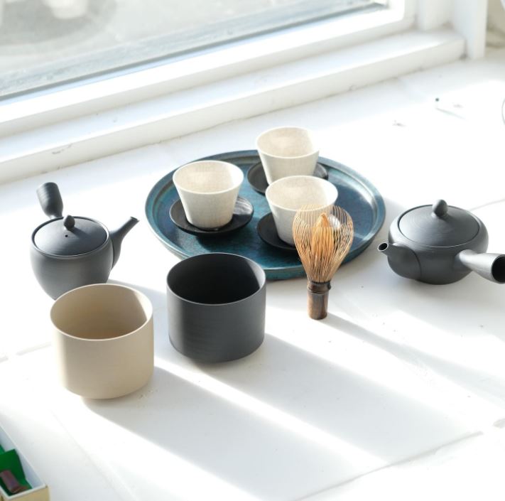 Art on The Table
