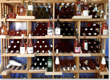Azarra Salon & Wine