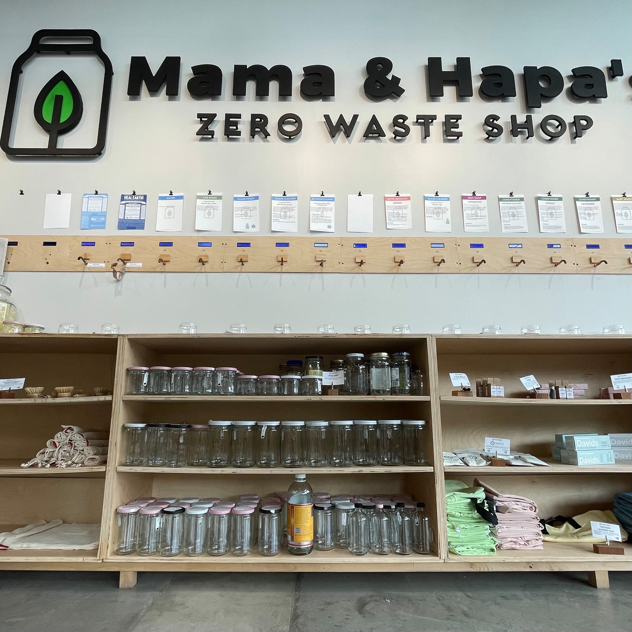 Mama & Hapa's