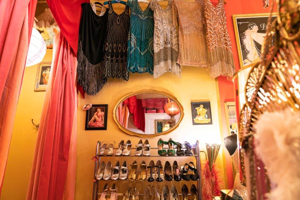 Pretty Parlor