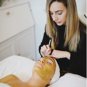 A Shop Good facial