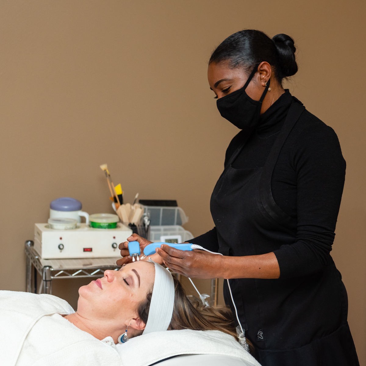 A treatment from L'Mu Salon