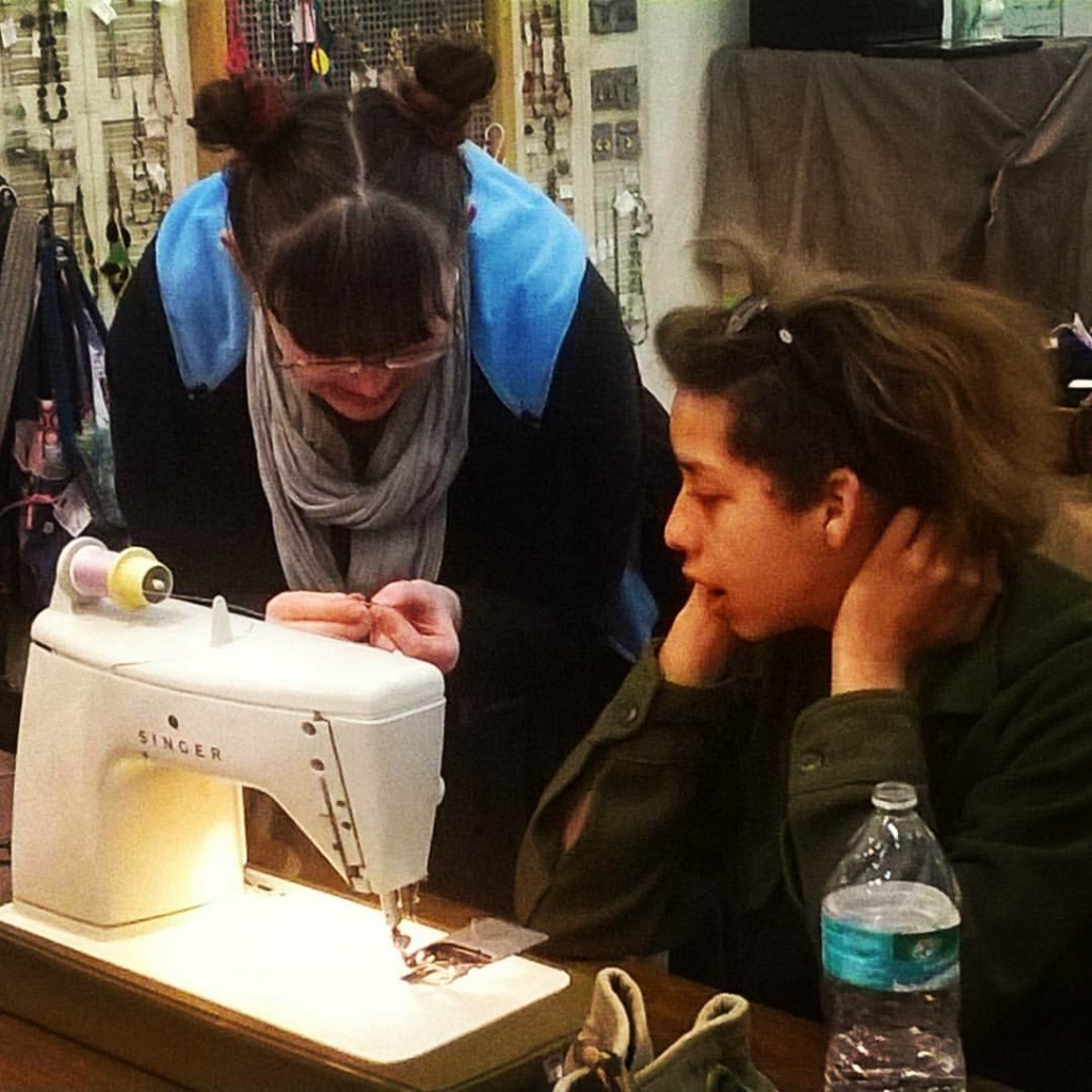 A class at Productivity Parlour for Artful Living