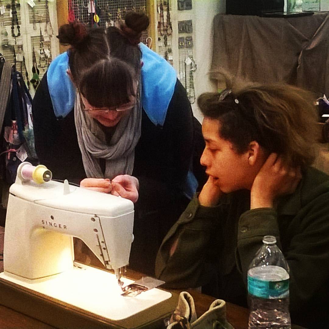 A class at Productivity Parlour for Artful Living