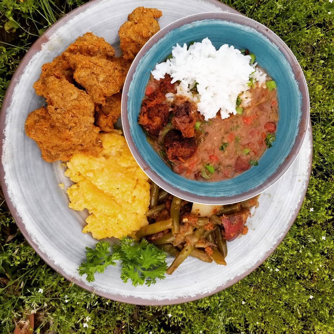 Dirty Lettuce specialty, the vegan blue plate
