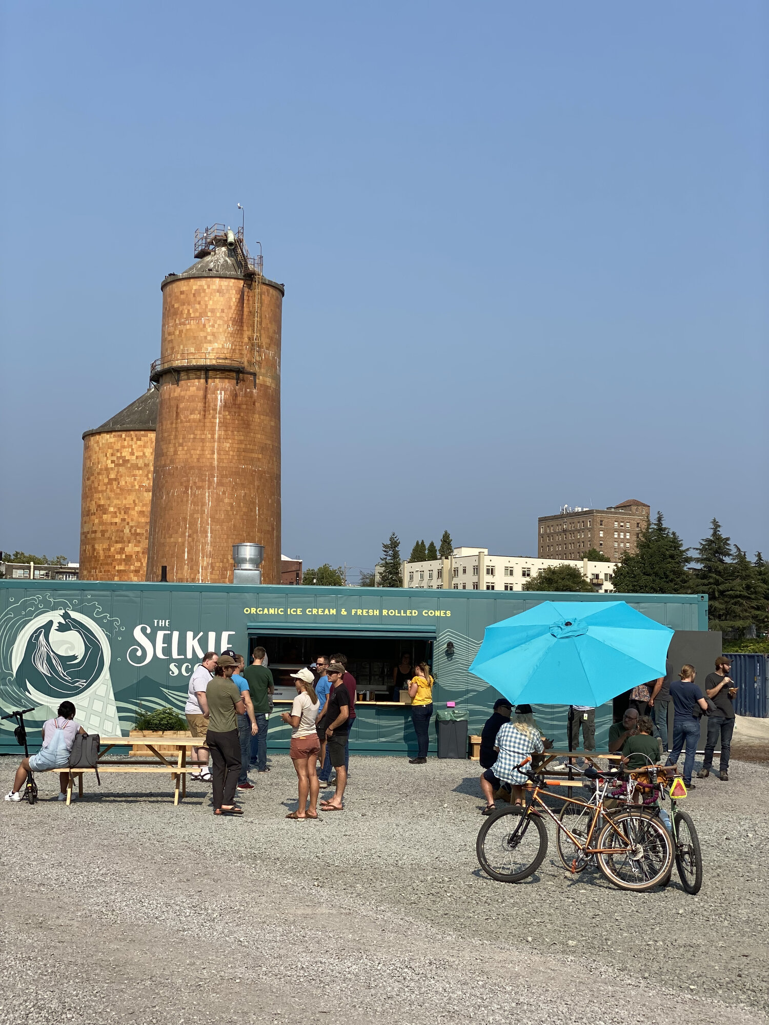 Exterior of ice cream shop