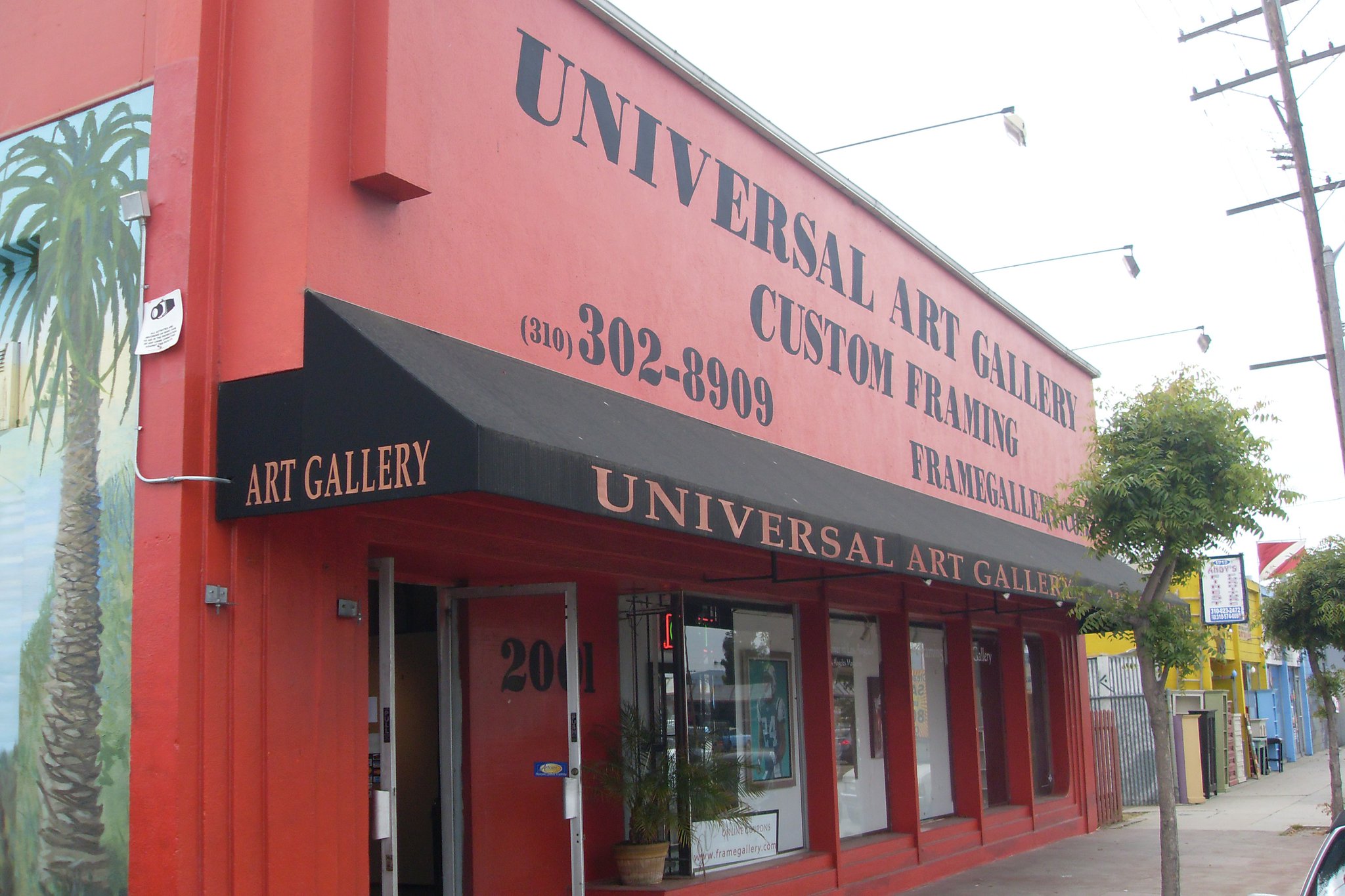 Universal Art Gallery