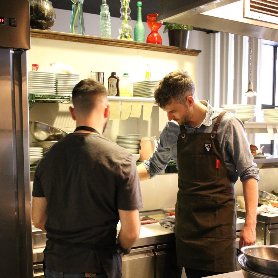 RÜT Bar & Kitchen