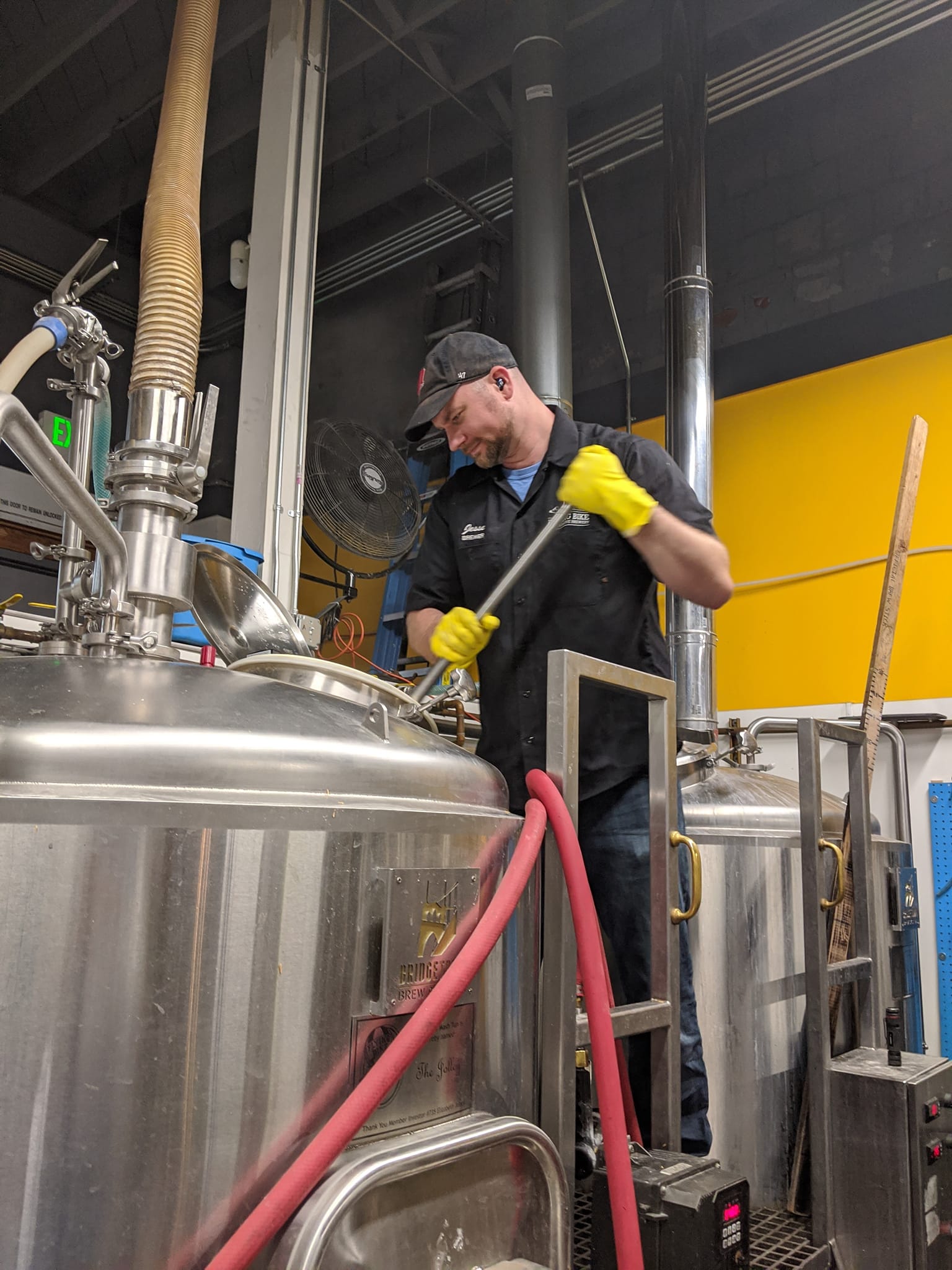 Flying Bike Cooperative Brewery