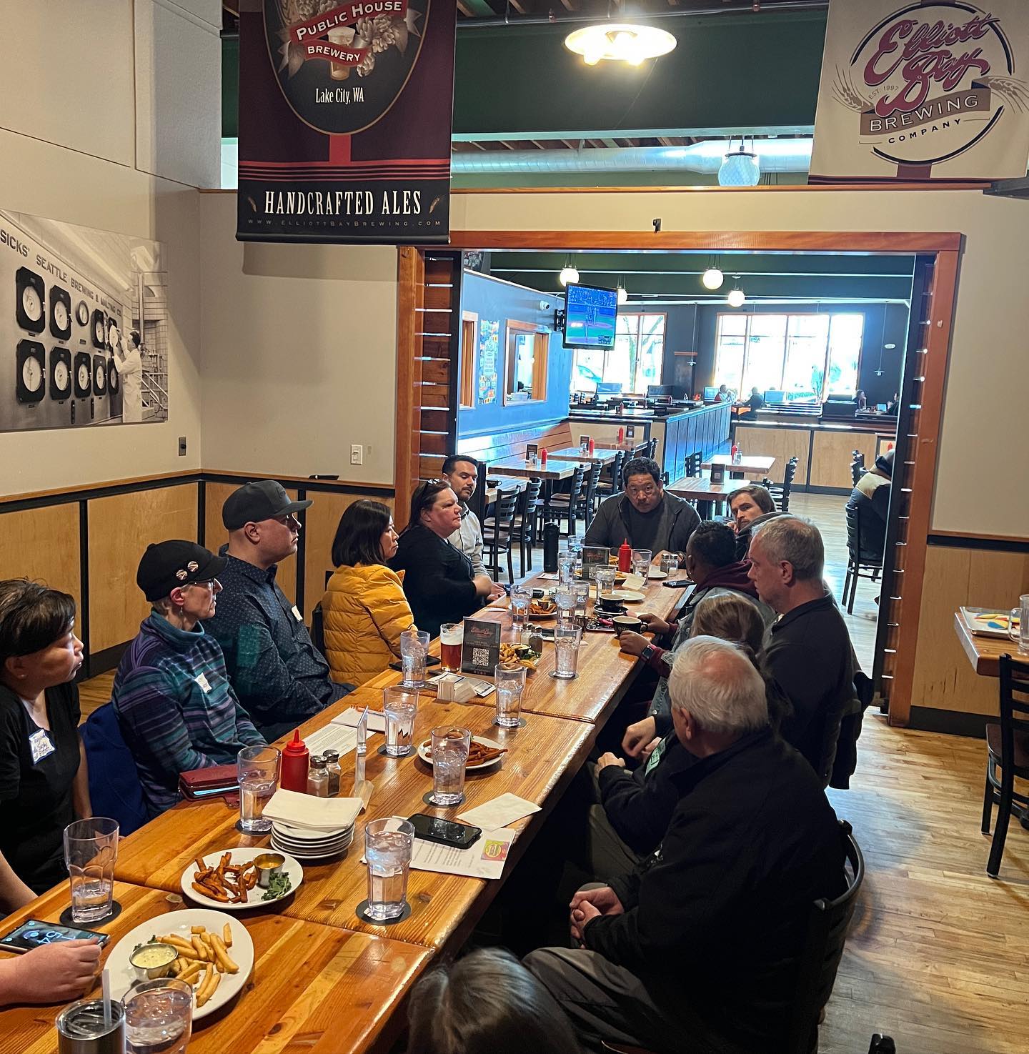 Elliott Bay Brewing - Lake City