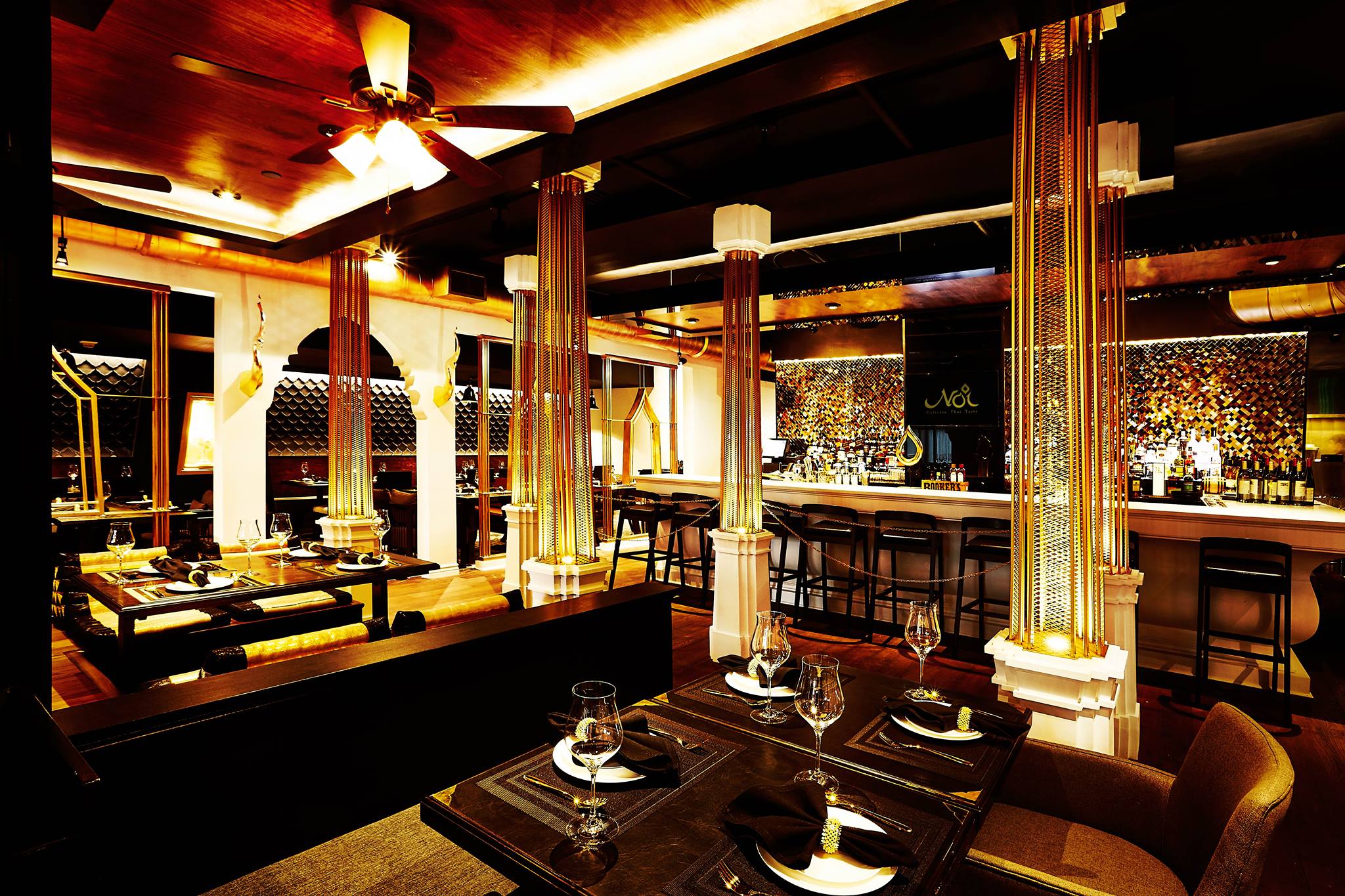 Noi Thai Cuisine Interior
