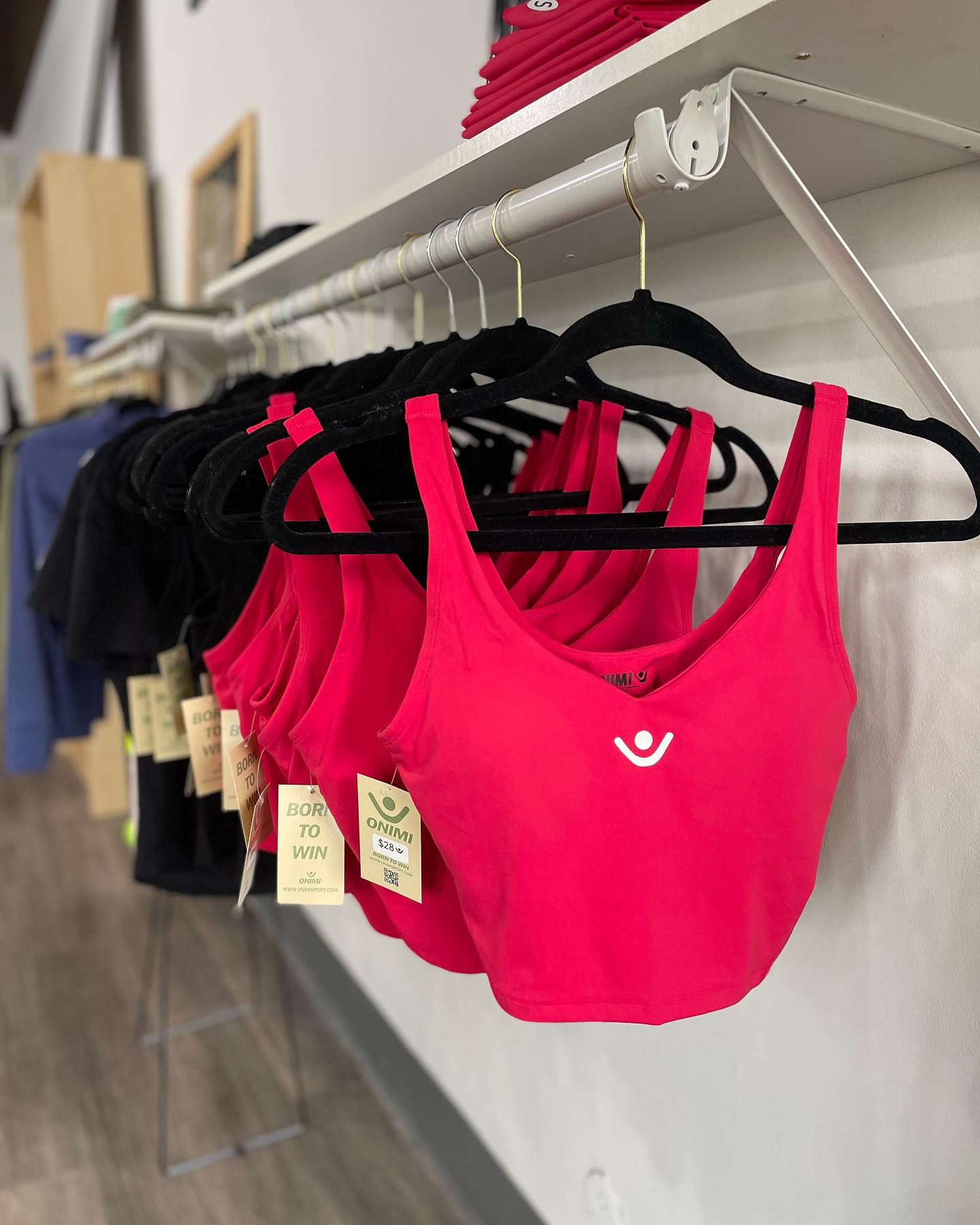Onimi Sportswear