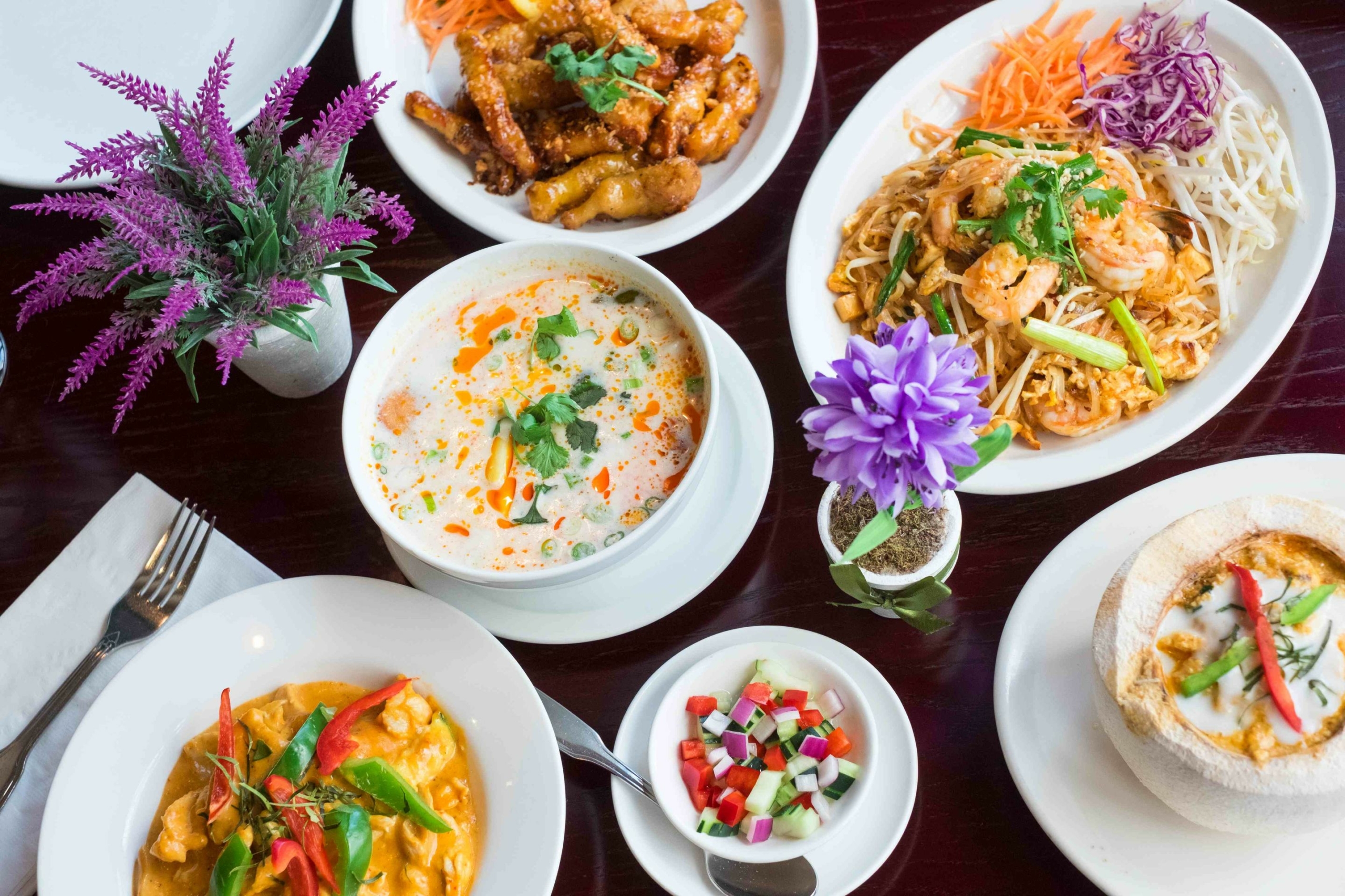 Rom Mai Thai food photo