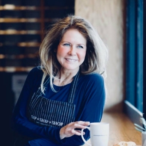 Sip an Ship owner, Diana Naramore