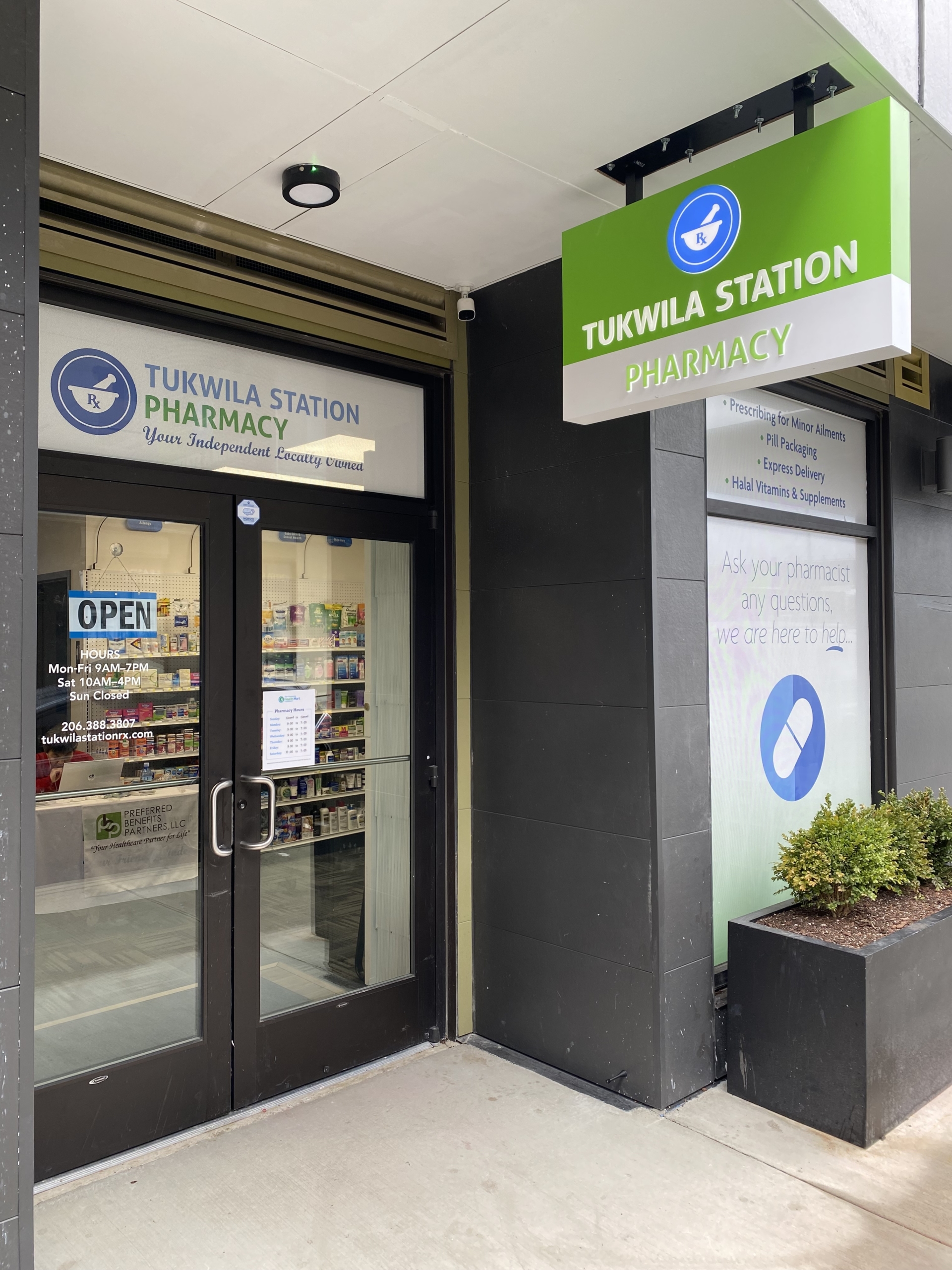 tukwila station pharmacy outside