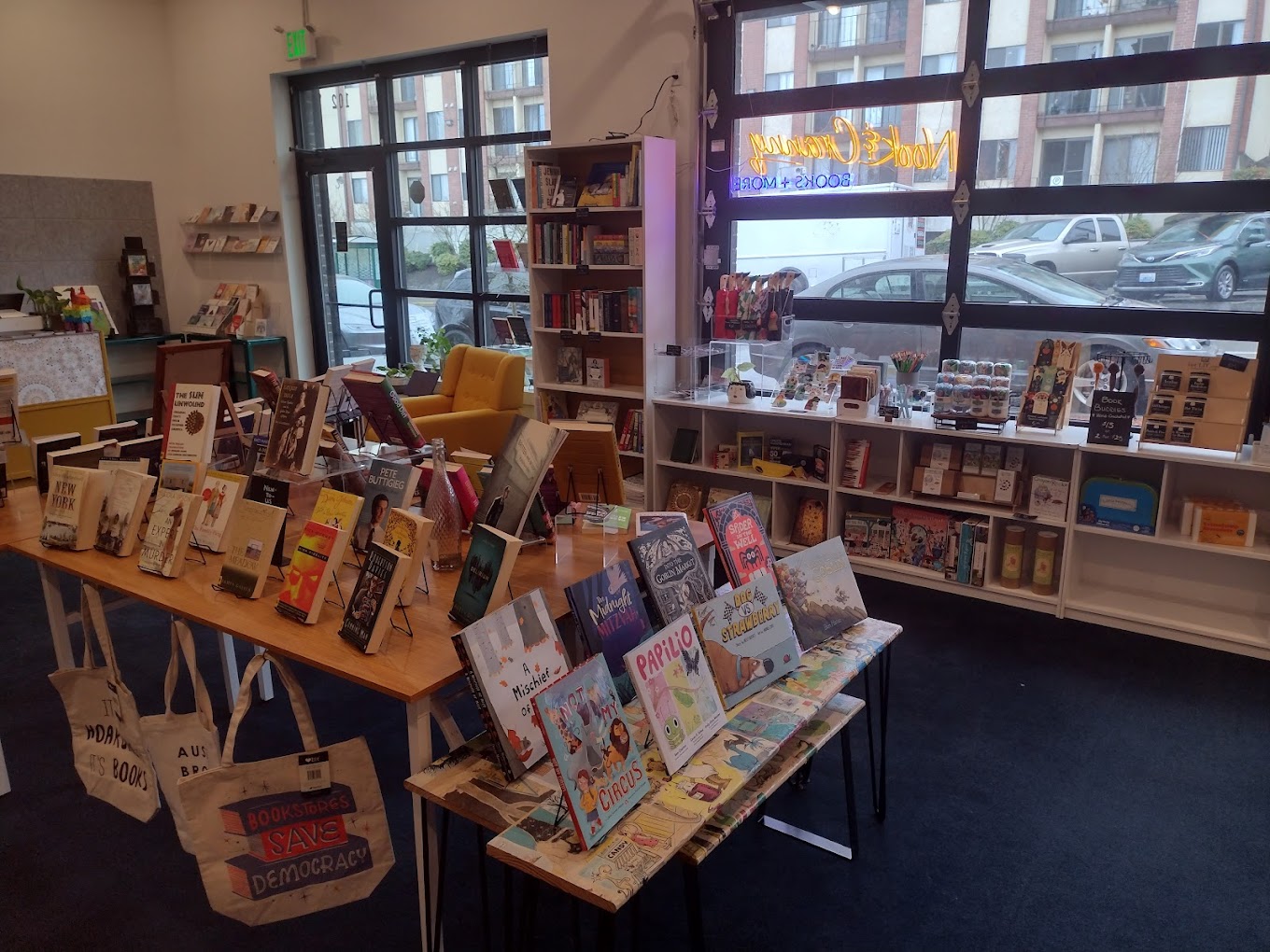 Nook & Cranny Books